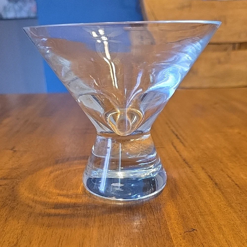 Elegant Clear Glass Martini Glass
